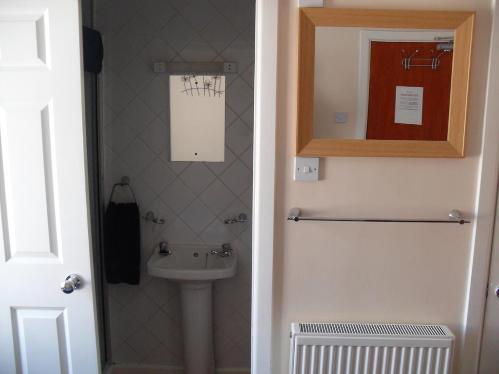 Charlotte Guest House Γουέιμουθ Εξωτερικό φωτογραφία