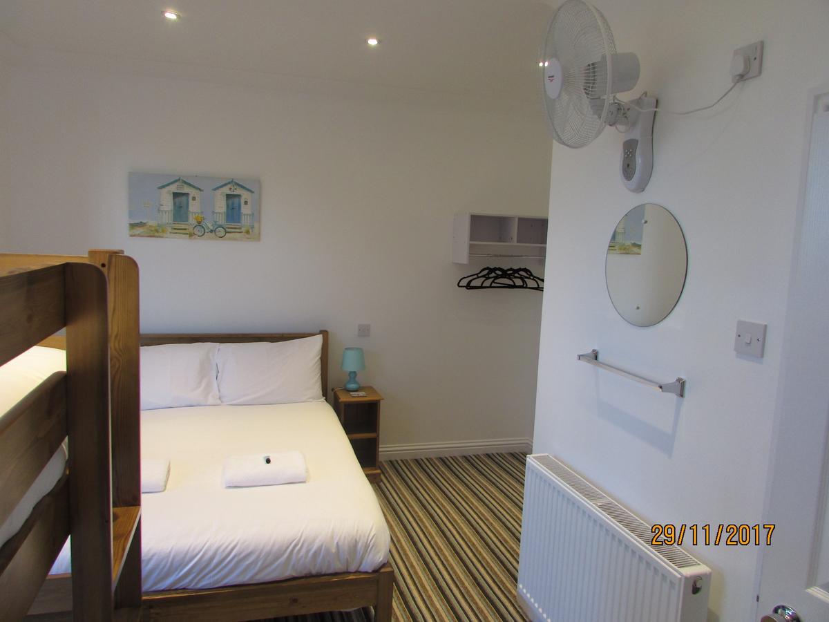 Charlotte Guest House Γουέιμουθ Εξωτερικό φωτογραφία
