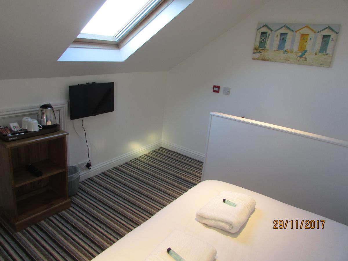 Charlotte Guest House Γουέιμουθ Εξωτερικό φωτογραφία